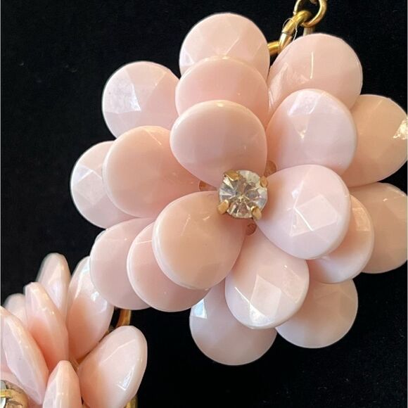 J Crew Vintage Pink Chunky Flowers Necklace - Picture 2 of 6